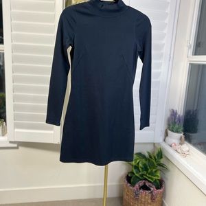 Everlane cowlneck